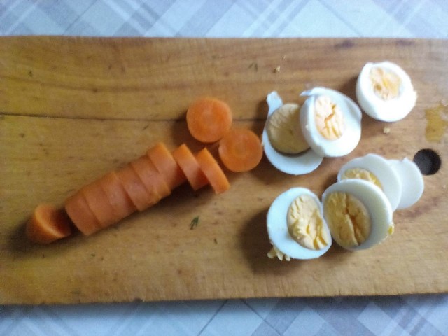 Заливные яйца «Фаберже» — рецепт с фото и видео