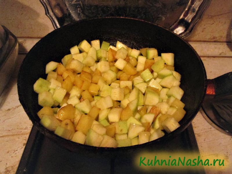 Как приготовить Овощное рагу с курицей и картошкой рецепт пошагово