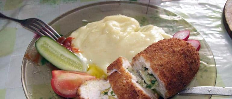 7 вкусных рецептов блюд из куриной грудки: супы, котлеты, запеканки и многое другое