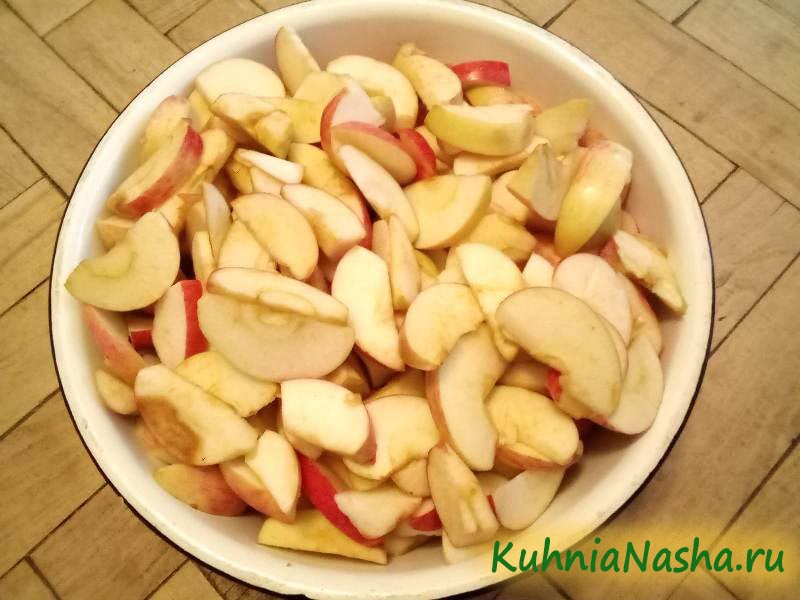 Вариант 1: Варенье из яблок дольками «Янтарное» - простой классический рецепт